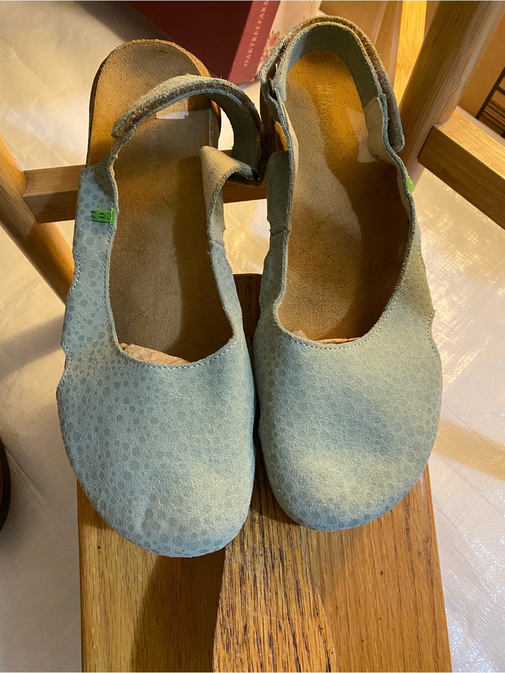 El Naturalista Womens Light Blue Suede sling back flats